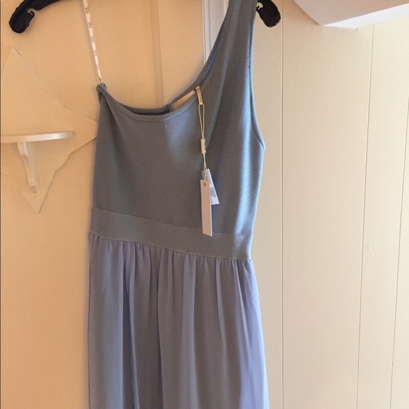 NWT STRETA SIWA OVERLAY MAXI DRESS IN ICE BLUE - Picture 3 of 4